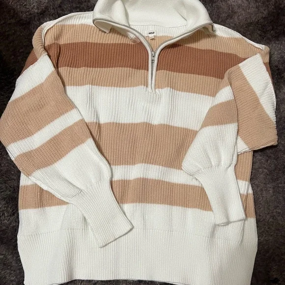 Aerie oversized, Neutral Color, Striped Beige and White Sweater - Picture 3 of 4